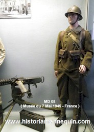 Historia Mannequin-Mannequins réalistes et Mains pour Musées et Collectionneurs d'uniformes,costumes,coiffures,casques,casquettes en Militaria et autres, au meilleur prix